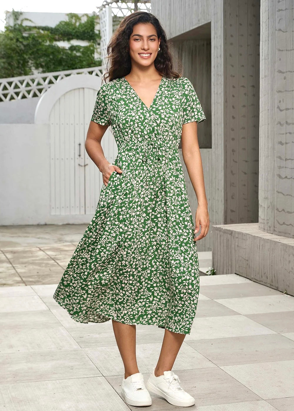 midi nursing dress Floral with Hidden Side Zippers With its soft structure COLOR:BUTTER made-in-france UO Invite Only Plunging